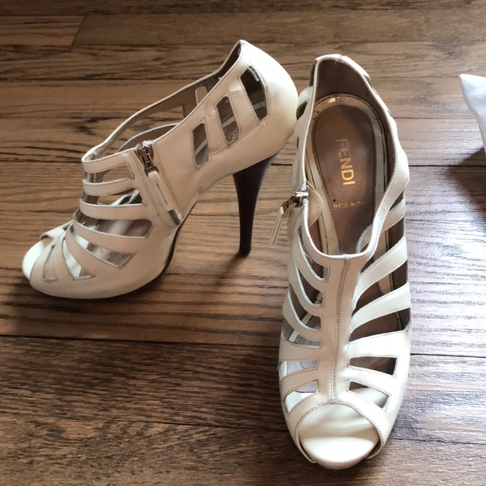 Off white fendi sexy sandals